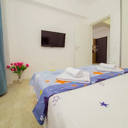 Happy Mamaia Apartment