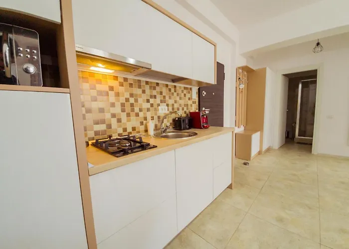 Happy Mamaia アパート ナボダリ